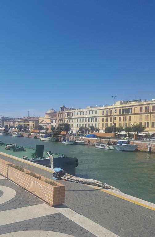 Casa Vacanze Giramondo Fiumicino Luaran gambar